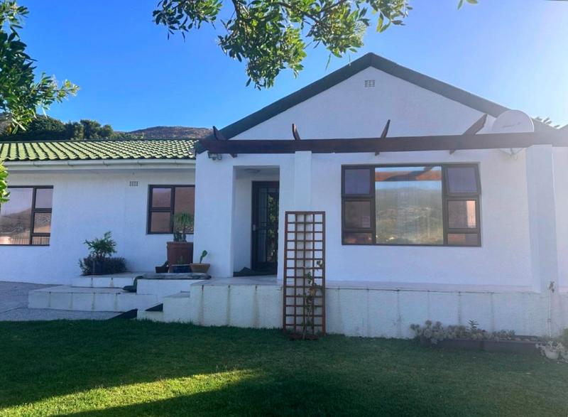 4 Bedroom Property for Sale in Fish Hoek Western Cape